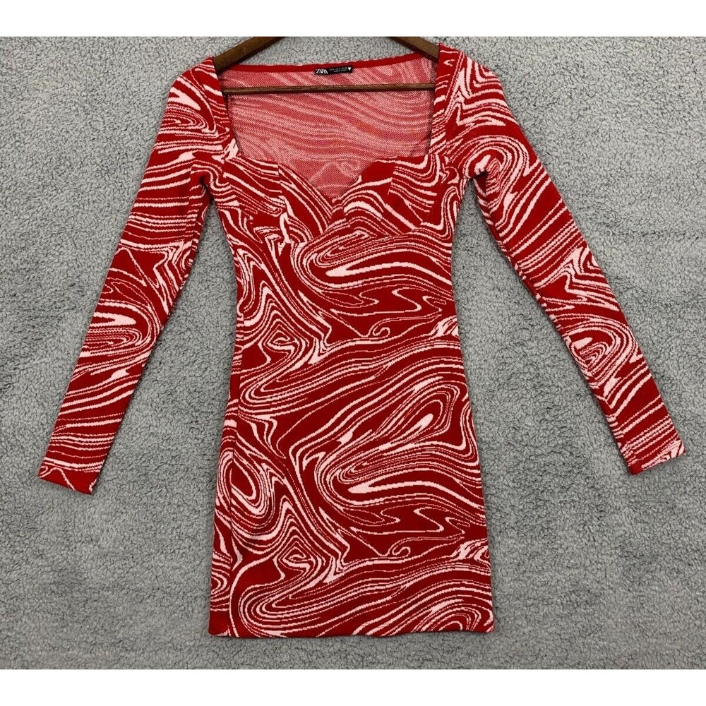 Zara Red Dress Small Jacquard Knit Sweetheart Neck Marble Swirl Conforming